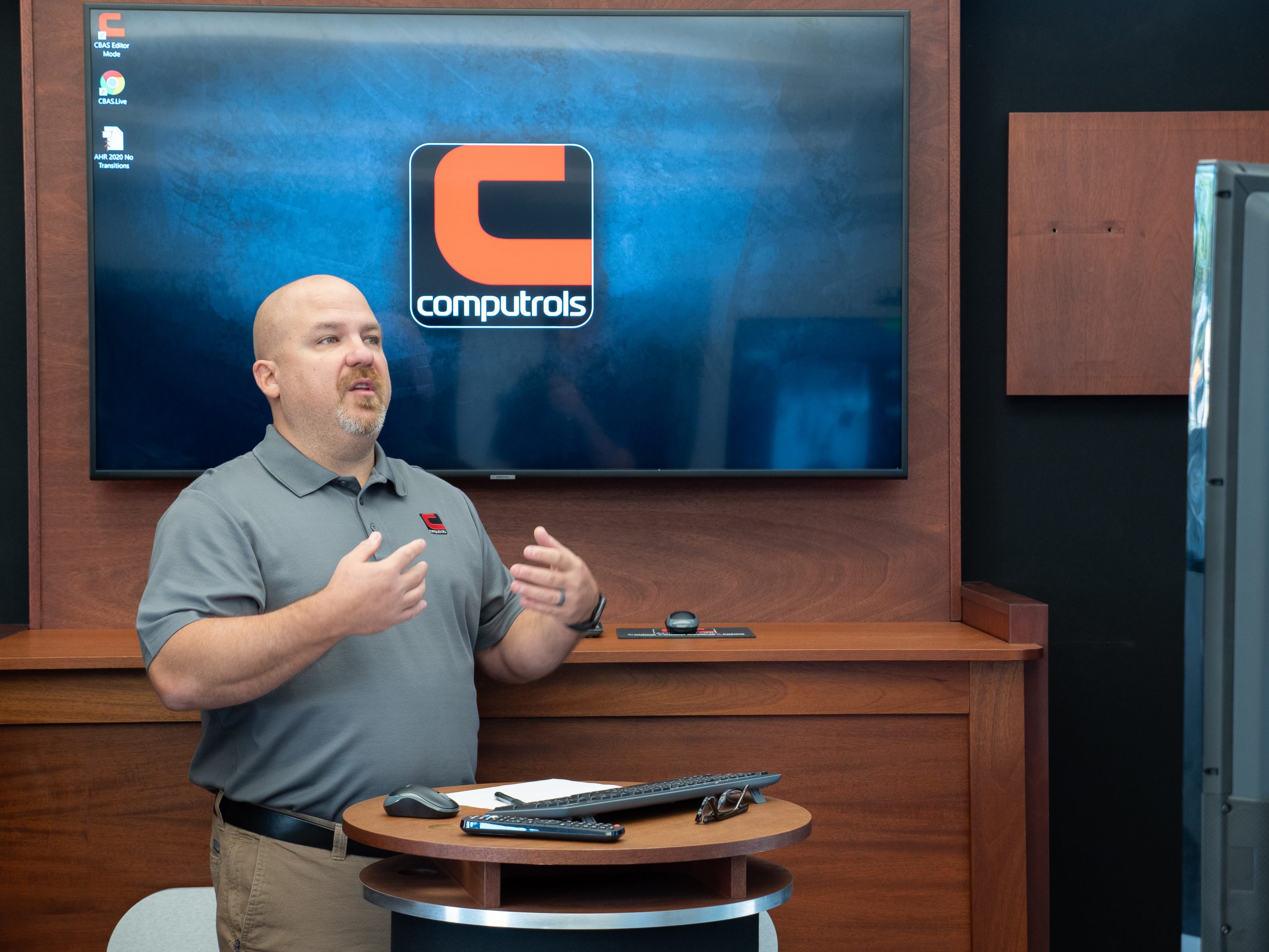 2020 Distribution Partner Summit Recap 2 P1000218 scaled 1